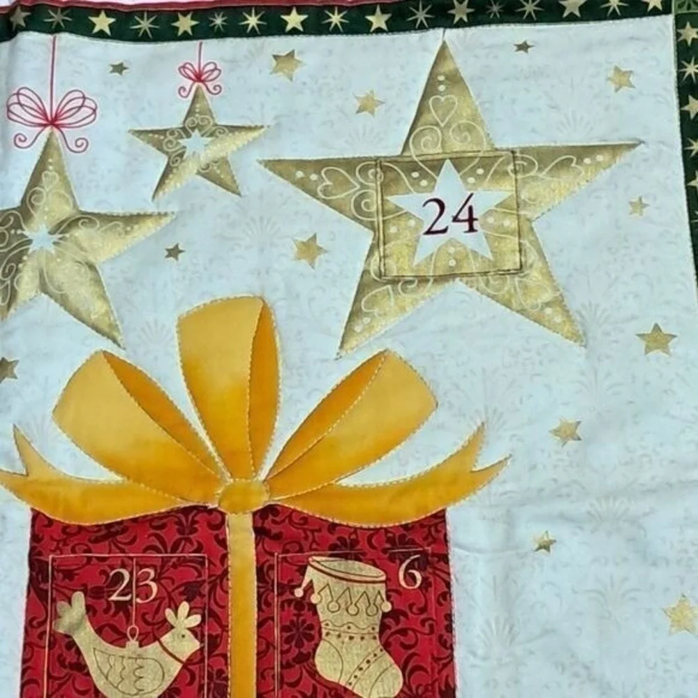 Christmas Advent Calendar QUILTED‎ HANDMADE Pockets